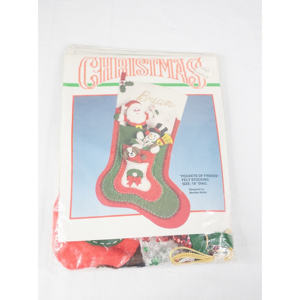 Bucilla Pockets of Friends Christmas Stocking Kit‎ 18" Red Green Felt 82519